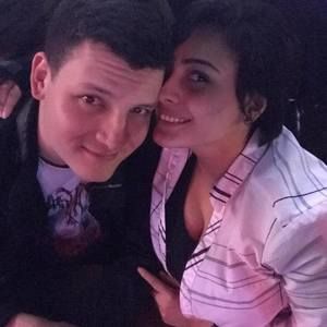 Meet your Posher, Ariana